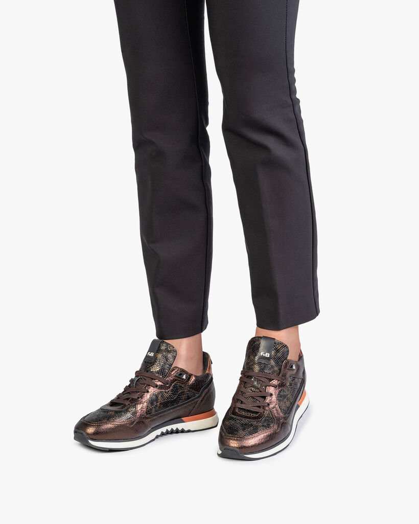 Sneaker dark brown leather