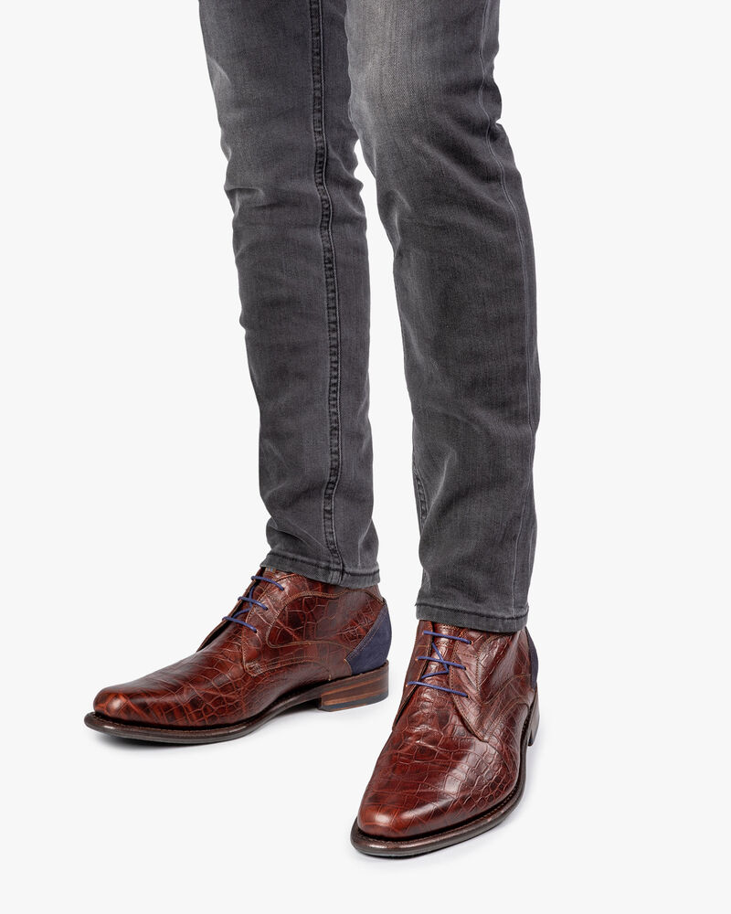 Schn&uuml;rstiefel Krokoprint cognac