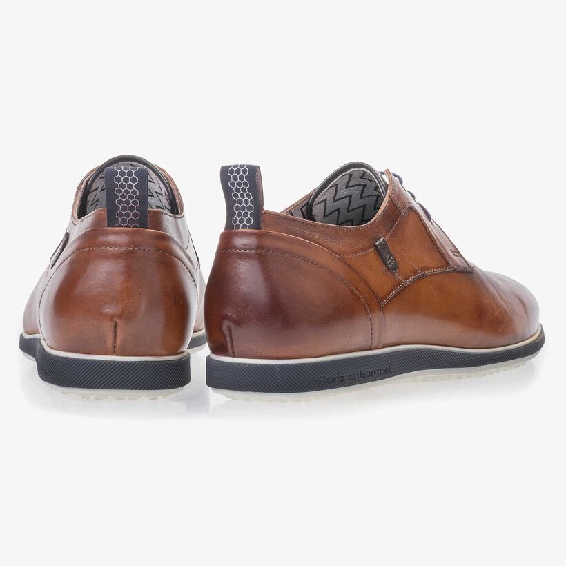 Cognac-colored leather lace shoe