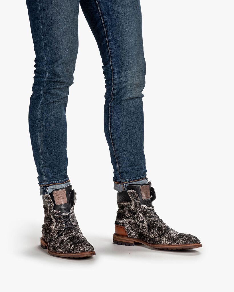 Schn&uuml;rstiefel Ponyfell cremewei&szlig;