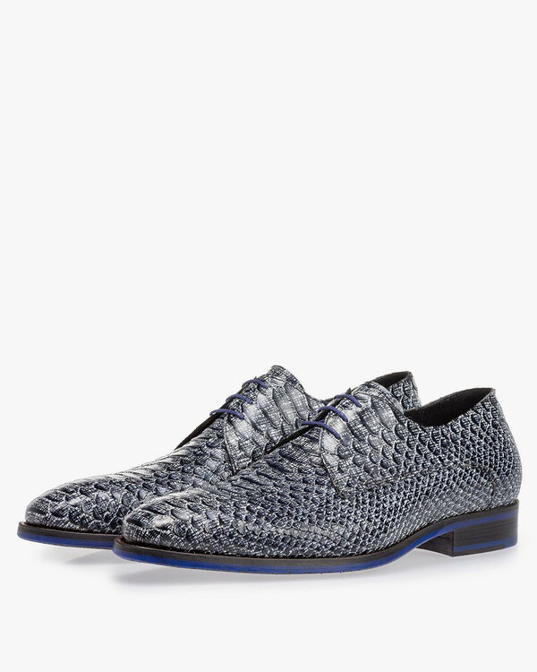 Lace shoe snake print black and white