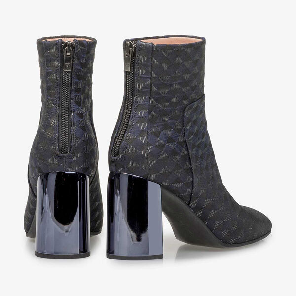 Blue ankle boots with graphic print