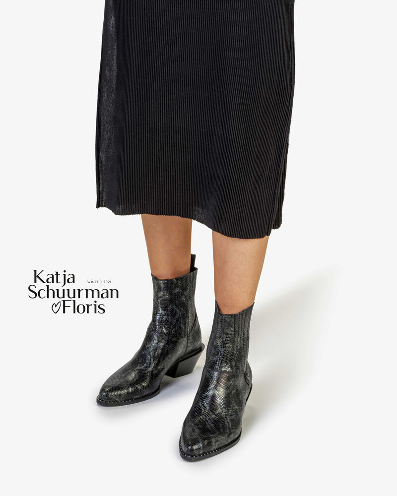 Chelsea boot reptile print green