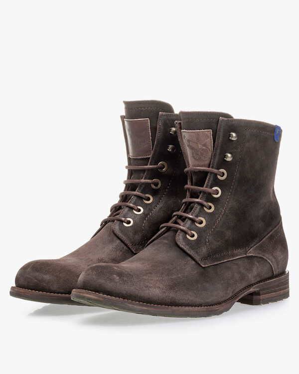 Gef&uuml;tterter Schn&uuml;rstiefel braun