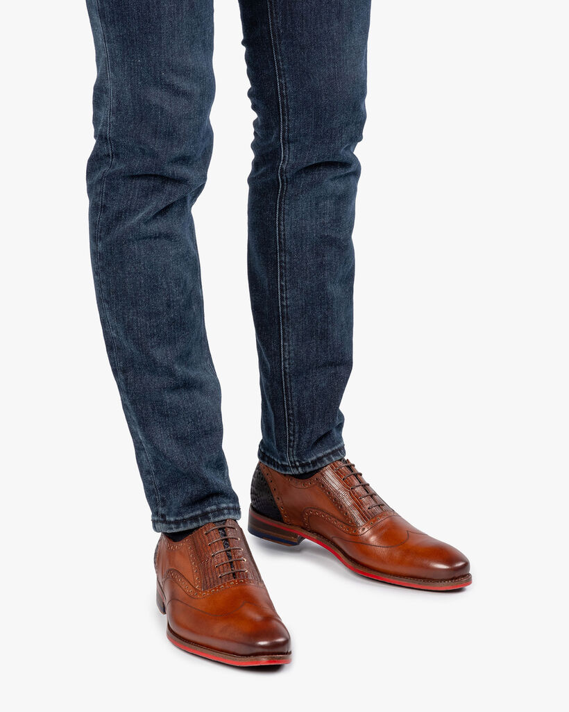 Schn&uuml;rschuh Kalbsleder cognac