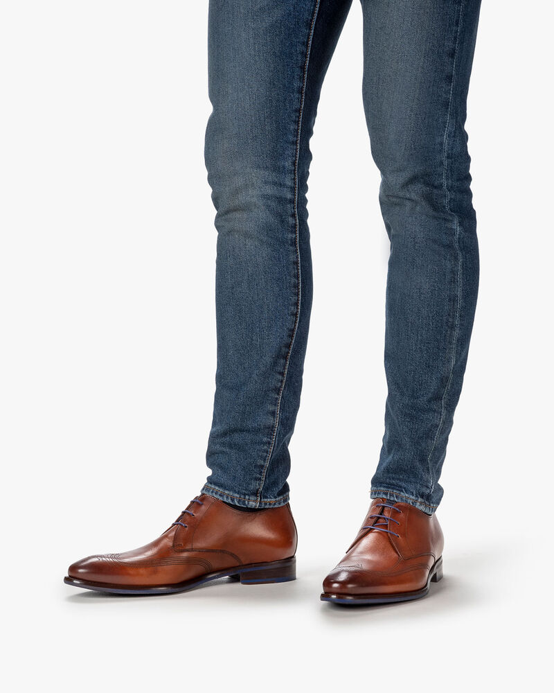 Schn&uuml;rschuh Kalbsleder cognac