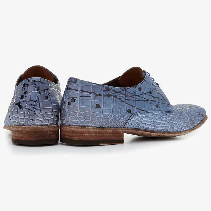 Floris van Bommel light blue men’s lace shoe in crocodile print