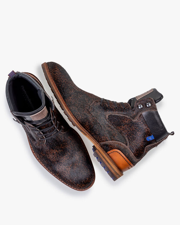 Lace boot pony brown