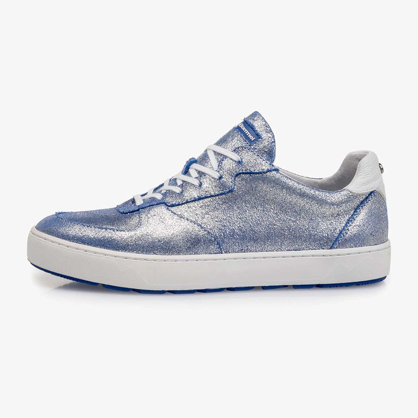 Silver metallic leather sneaker with changing effect