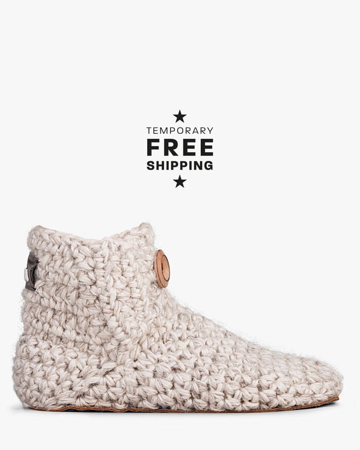 Kingdom of Wow home slippers sand