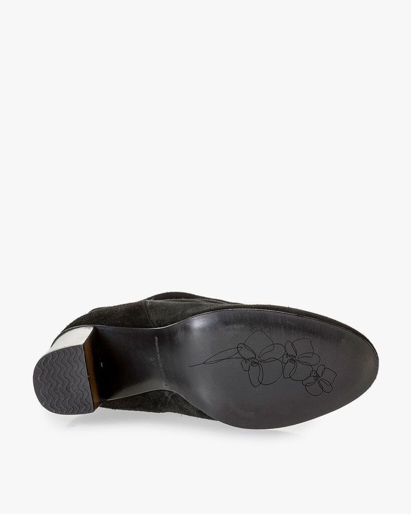 Schwarze Wildleder-Stiefel