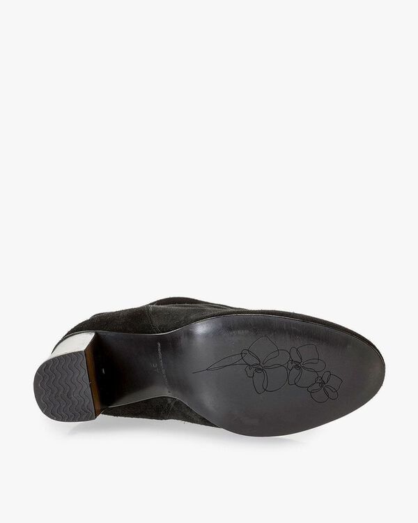 Schwarze Wildleder-Stiefel