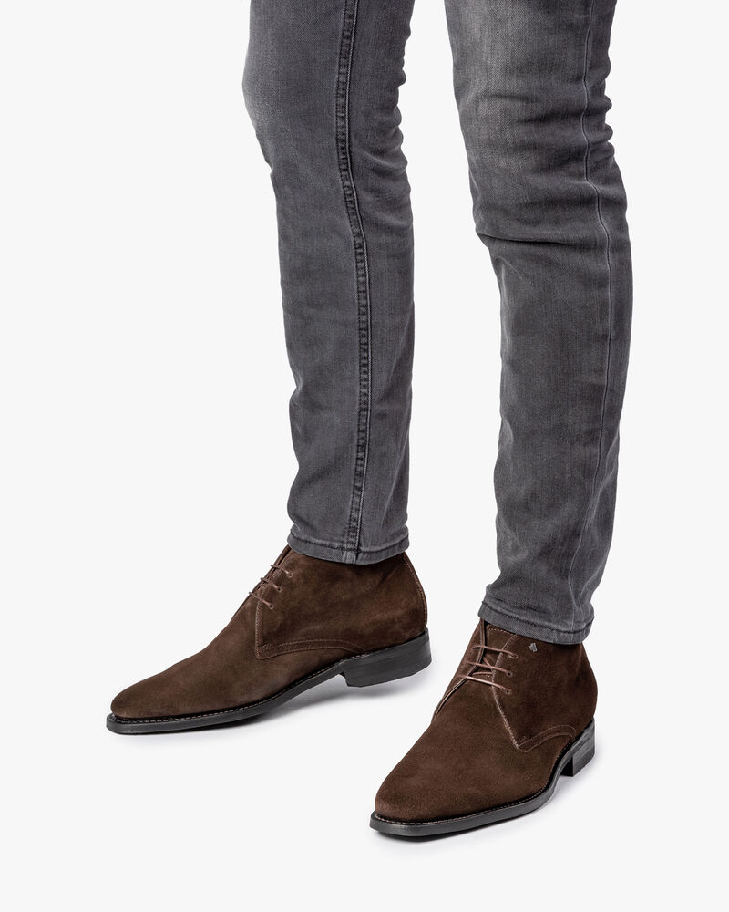 Dunkelbrauner Wildleder Schn&uuml;rstiefel