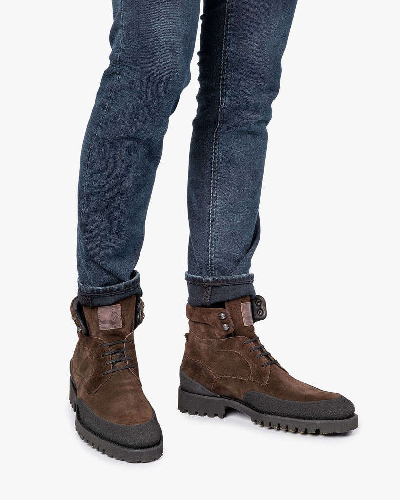 Schn&uuml;rstiefel braun Wildleder