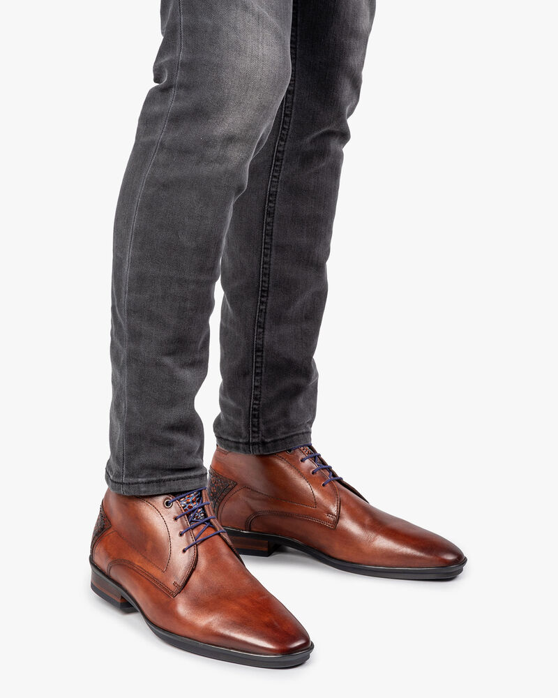 Schn&uuml;rstiefel Kalbsleder cognac