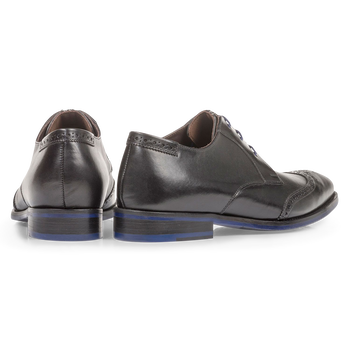 Schwarzer Kalbsleder Schn&uuml;rschuh