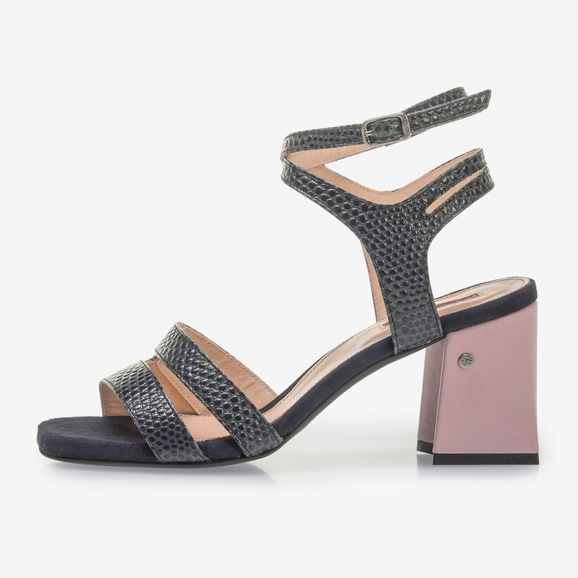 Dunkelblaue Leder-Sandalette mit Print