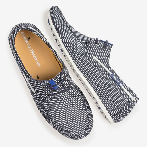 Blauer Wildleder-Bootsschuh mit Print