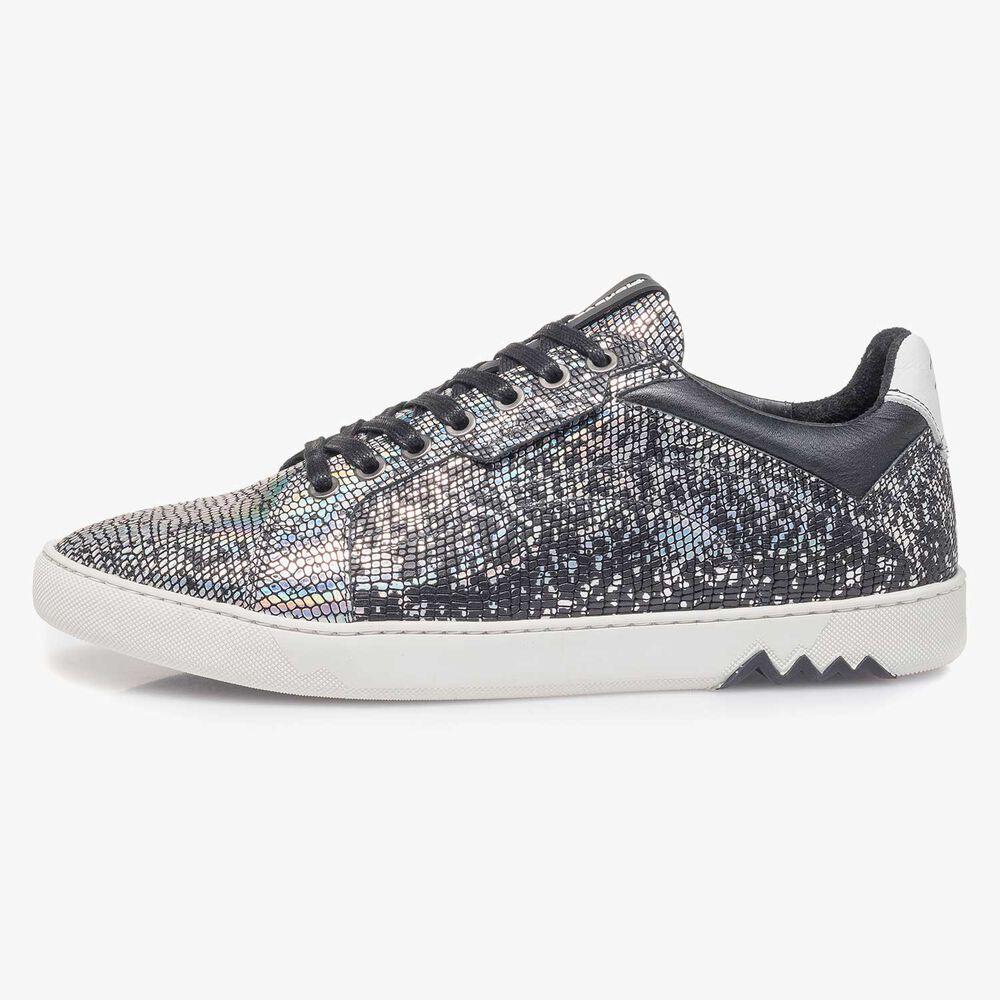 Silver-coloured premium leather lace shoe with metallic print