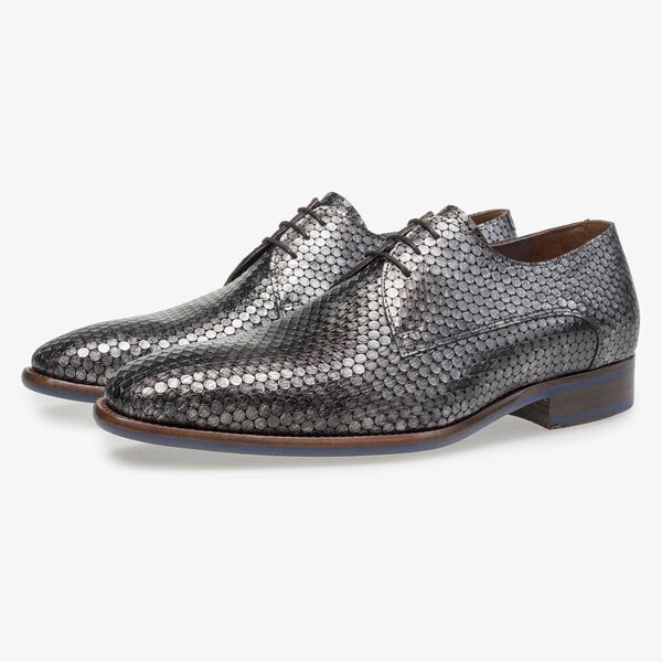 Grey calf leather lace shoe with metallic print