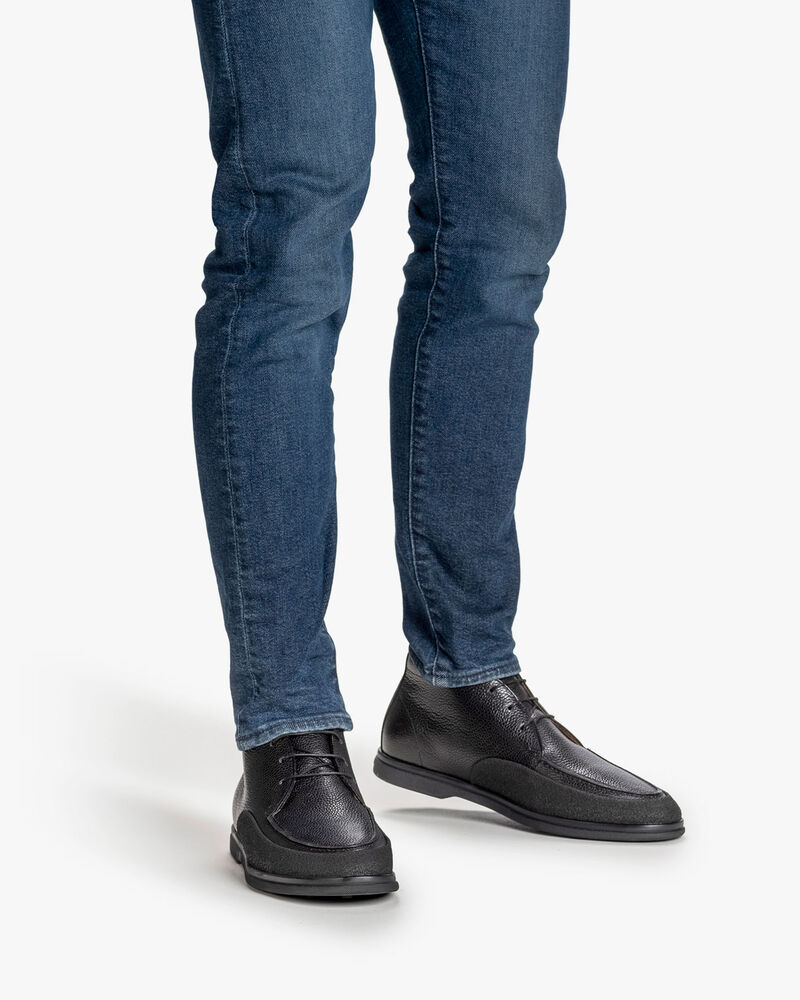 Lace boot printed leather black