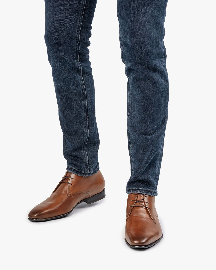 Kalbsleder-Schn&uuml;rschuh cognac