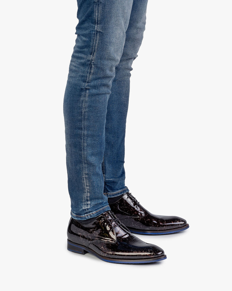 Schn&uuml;rschuh graues Lackleder