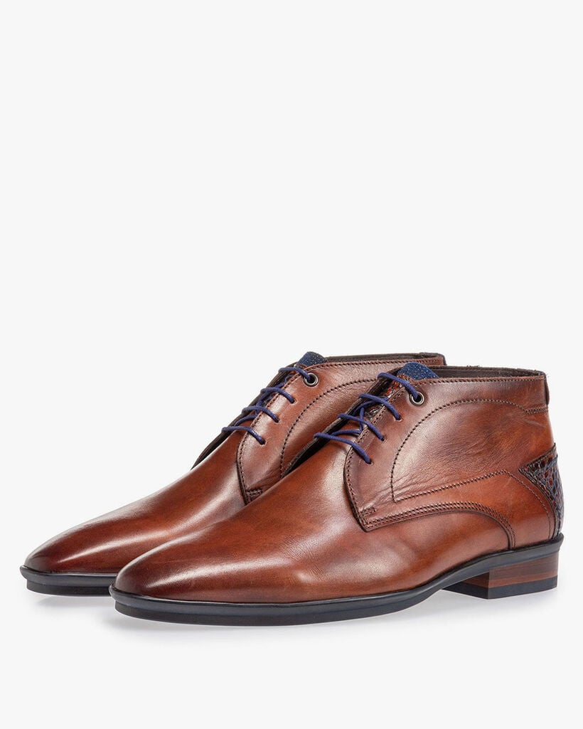 Schn&uuml;rstiefel Kalbsleder cognac