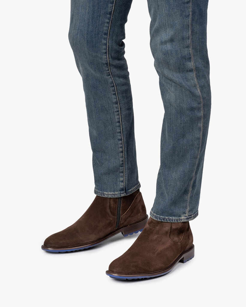 Lammfell gef&uuml;tterter Stiefel braun