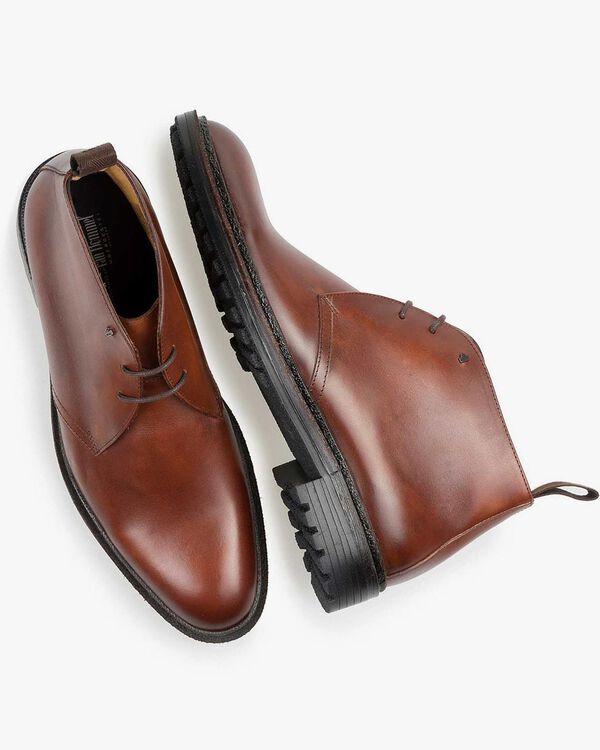 Kalbsleder-Schn&uuml;rstiefel cognac