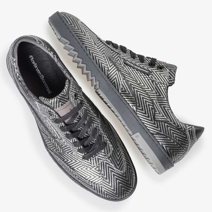 Premium Kalbsleder Sneaker mit Metallic-Fischgrätenmuster