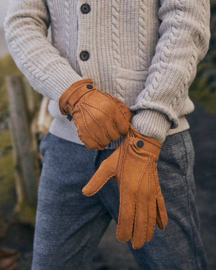 Gloves suede cognac