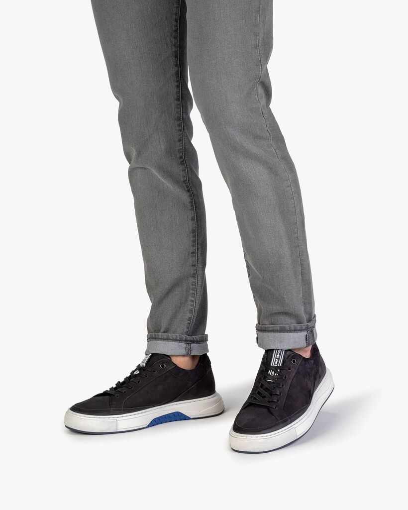 Sneaker nubuck leather black