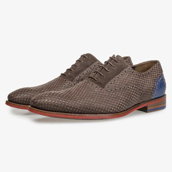 Brown nubuck leather lace shoe with snake print