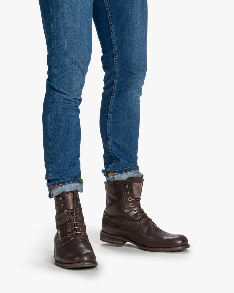 Gef&uuml;tterter Schn&uuml;rstiefel dunkelbraun