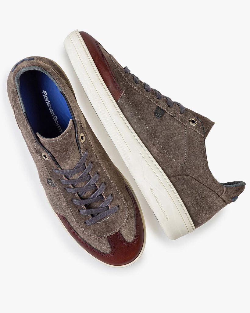 Sneaker suede leather dark taupe