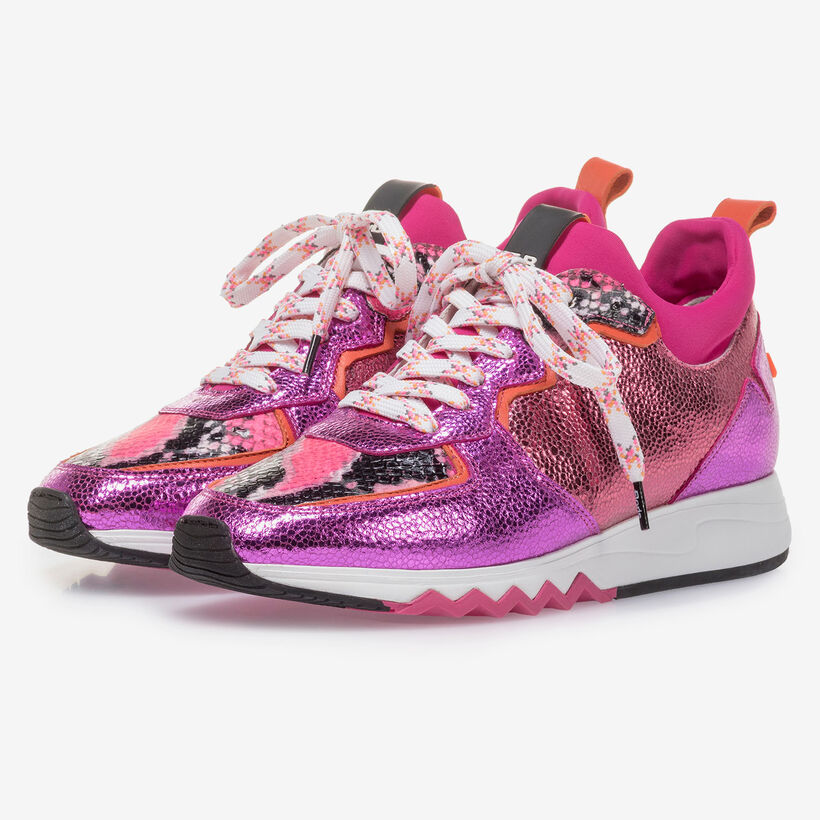 Sneaker with red and pink metallic print