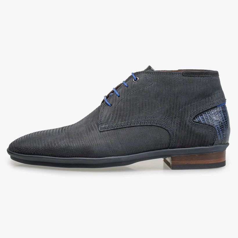Blue nubuck leather lace shoe with structural print