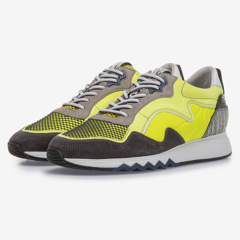 Neongelber Wildleder-Sneaker