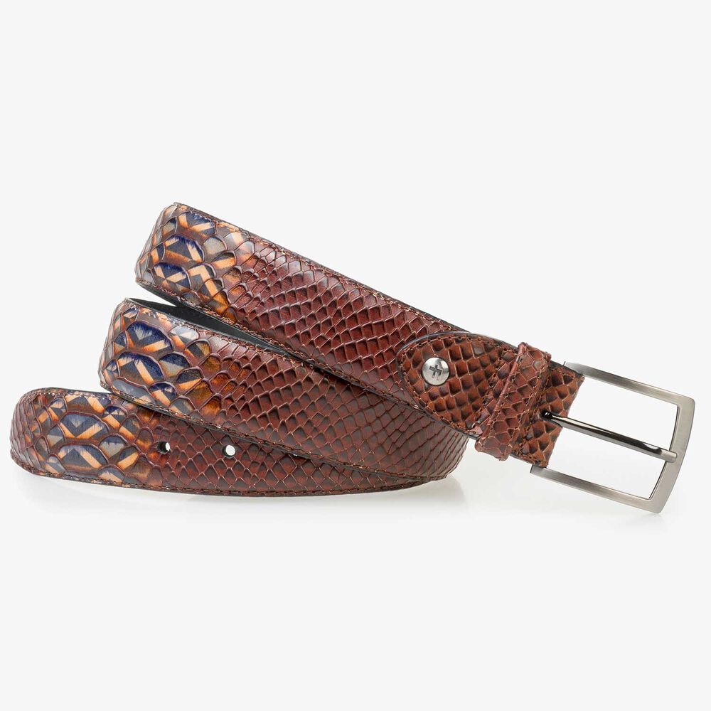 Calf leather belt with a pattern cognac