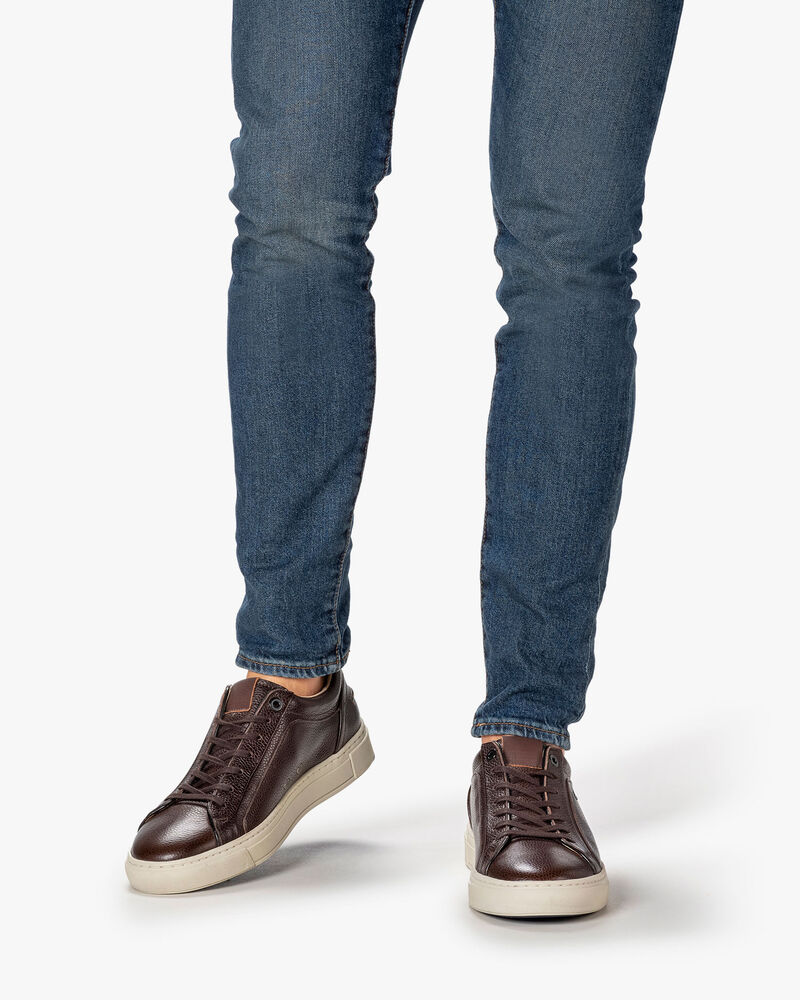 Sneaker printed leather brown