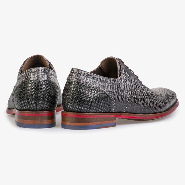 Grey lace shoe with lizard print