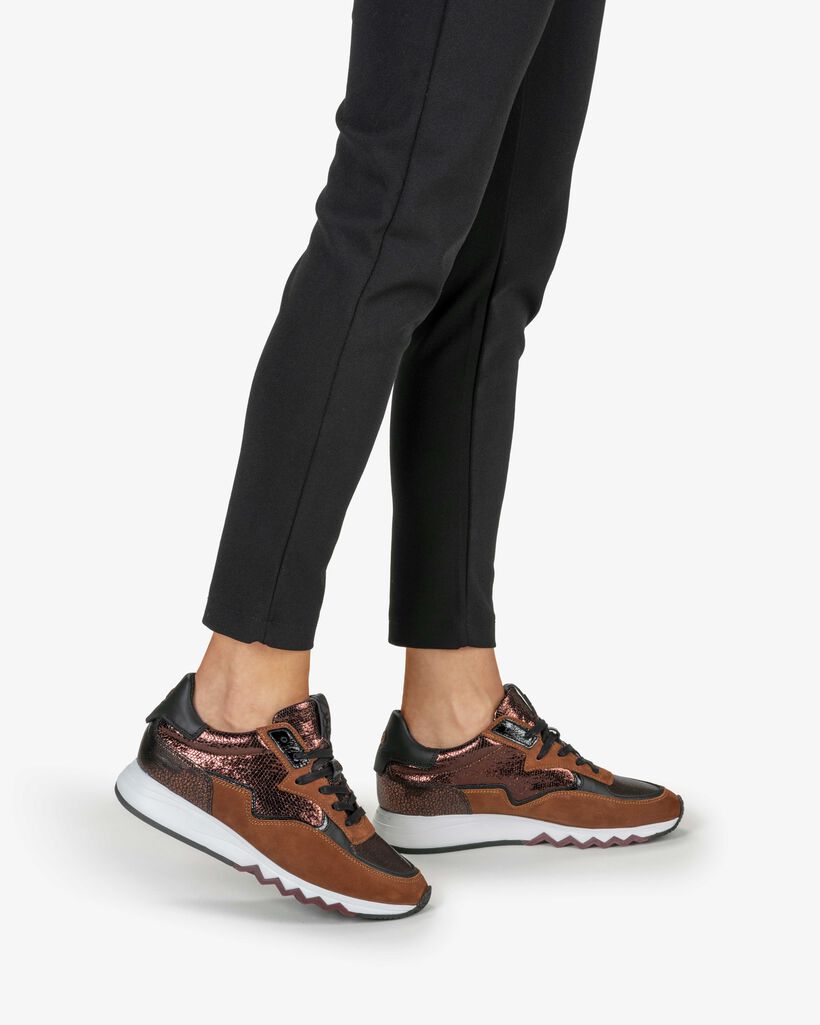 Nineti nubuck leather brown