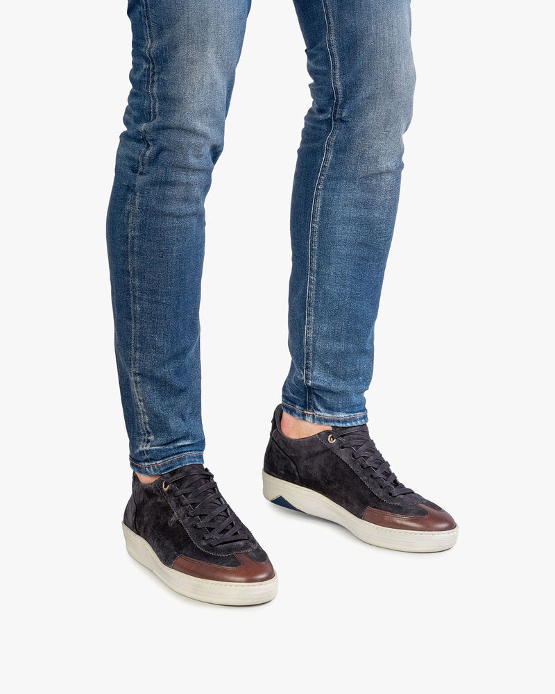 Sneaker suede leather black