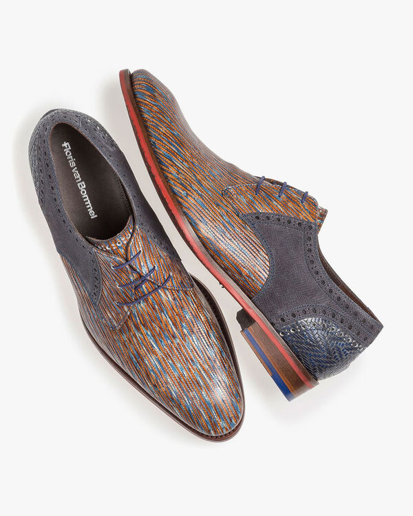 Blue and red lace shoe with lizard print