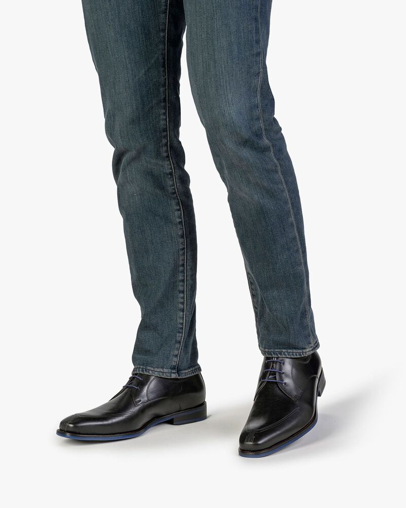 Schn&uuml;rschuh schwarz Kalbsleder