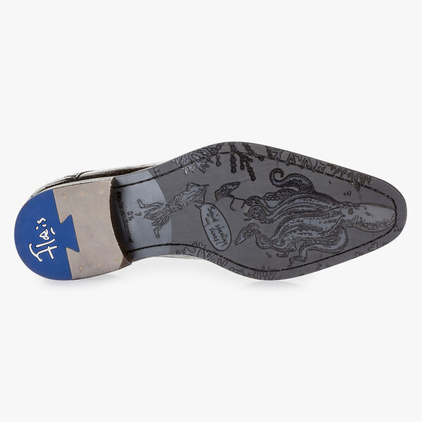 Brauner Lackleder-Schn&uuml;rschuh mit Metallicprint