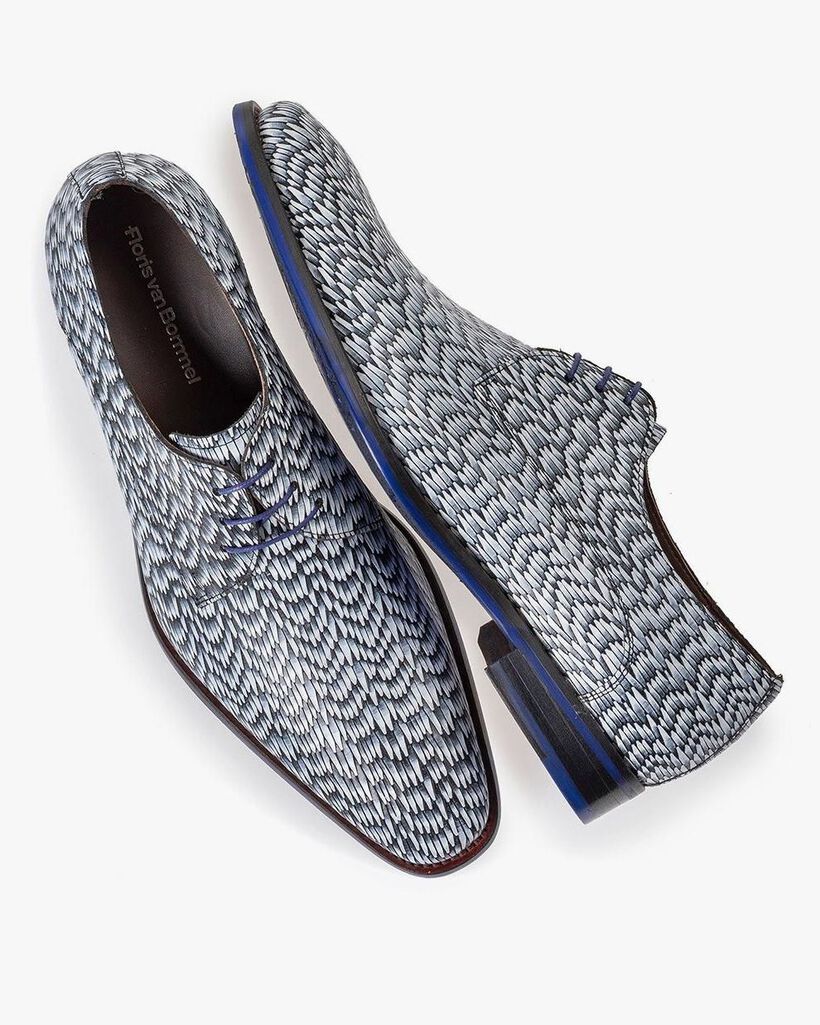 Hellgrauer Leder-Schn&uuml;rschuh mit Print