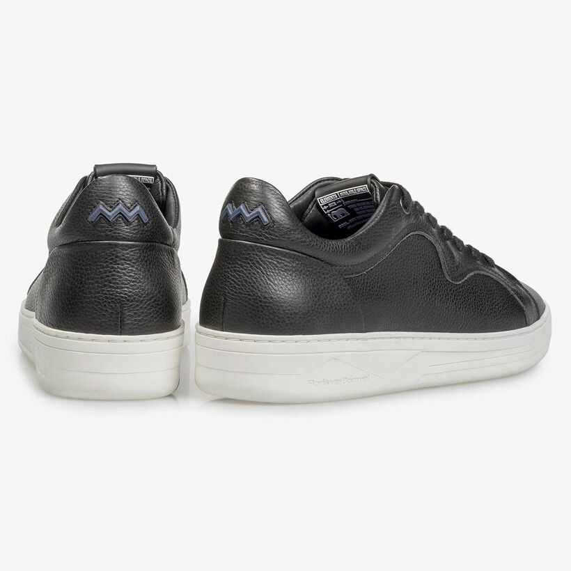 Black calf leather sneaker
