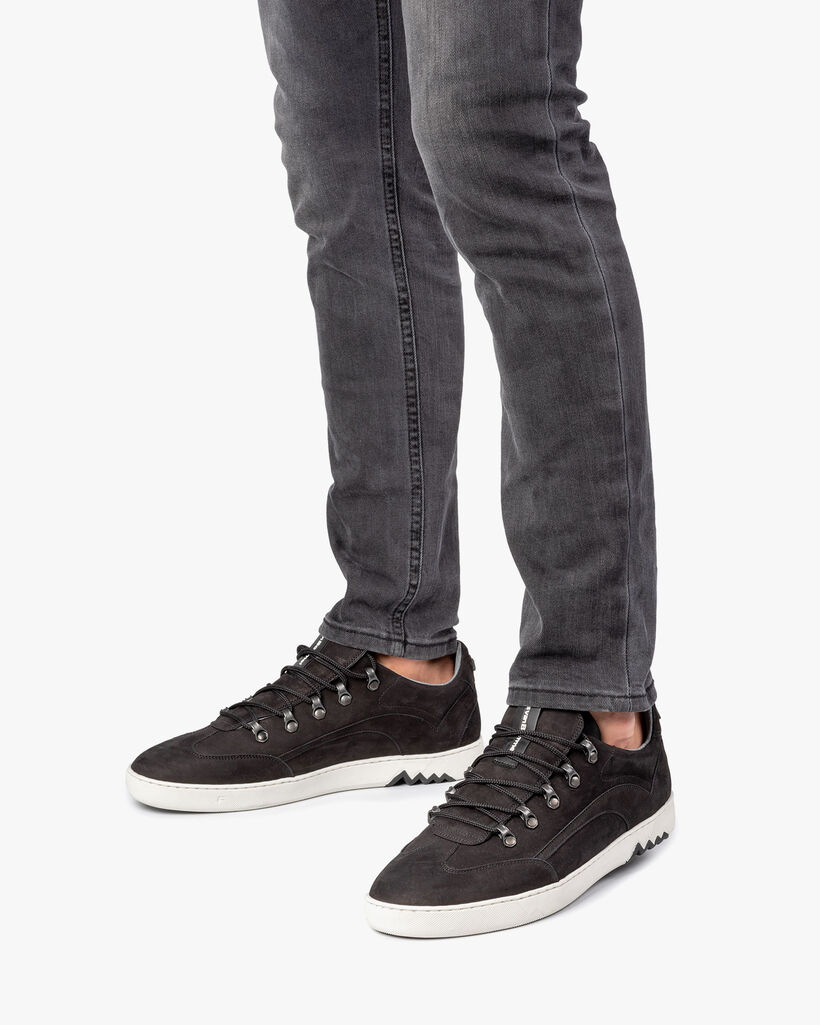 Sneaker Nubuk schwarz